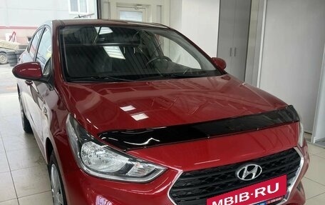 Hyundai Solaris II рестайлинг, 2017 год, 1 194 000 рублей, 2 фотография