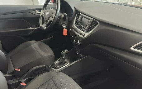 Hyundai Solaris II рестайлинг, 2017 год, 1 194 000 рублей, 24 фотография