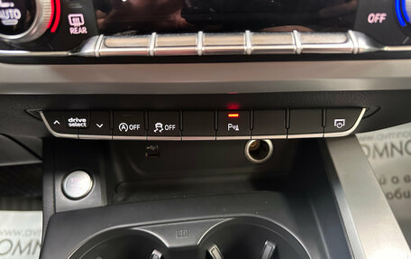 Audi A4, 2020 год, 2 190 000 рублей, 22 фотография