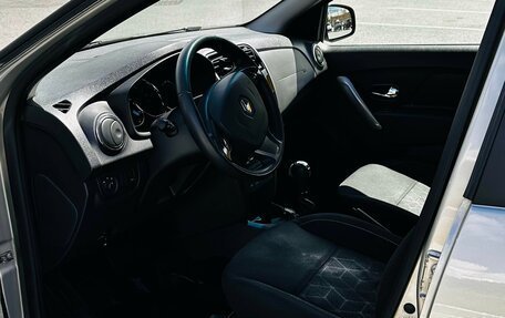 Renault Sandero II рестайлинг, 2018 год, 1 300 000 рублей, 9 фотография
