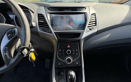 Hyundai Elantra V, 2014 год, 970 000 рублей, 8 фотография