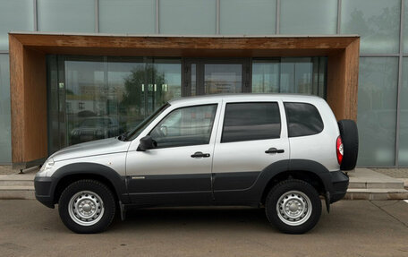 Chevrolet Niva I рестайлинг, 2017 год, 790 000 рублей, 5 фотография