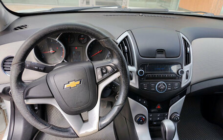 Chevrolet Cruze II, 2014 год, 660 000 рублей, 7 фотография