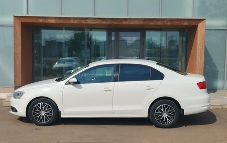 Volkswagen Jetta VI, 2013 год, 1 050 000 рублей, 4 фотография