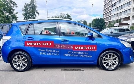 Toyota Verso I, 2015 год, 947 000 рублей, 2 фотография
