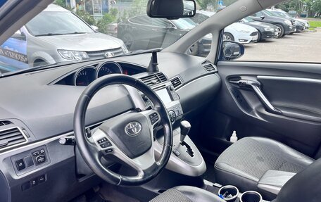 Toyota Verso I, 2015 год, 947 000 рублей, 9 фотография