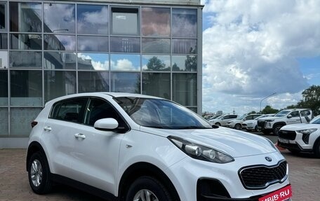 KIA Sportage IV рестайлинг, 2019 год, 1 814 000 рублей, 8 фотография
