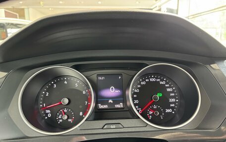 Volkswagen Tiguan II, 2019 год, 2 220 000 рублей, 10 фотография