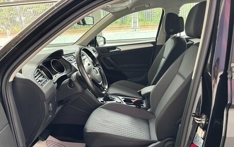 Volkswagen Tiguan II, 2019 год, 2 220 000 рублей, 12 фотография