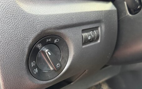 Skoda Fabia II, 2010 год, 789 999 рублей, 13 фотография