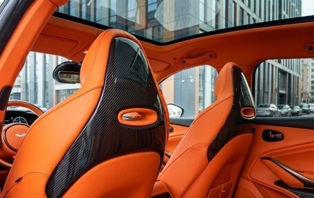 Aston Martin DBX I, 2024 год, 28 000 000 рублей, 15 фотография