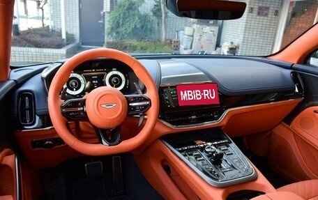 Aston Martin DBX I, 2024 год, 28 000 000 рублей, 10 фотография