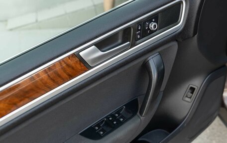 Volkswagen Touareg III, 2013 год, 1 850 000 рублей, 16 фотография