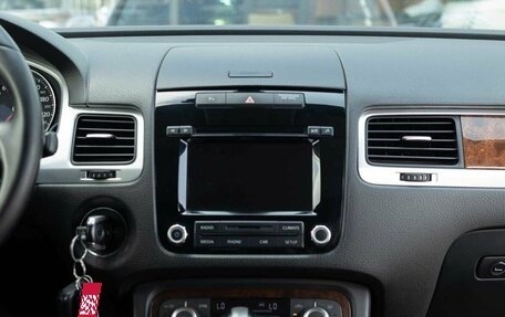 Volkswagen Touareg III, 2013 год, 1 850 000 рублей, 14 фотография