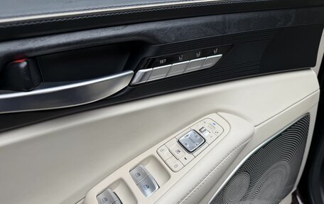 Genesis G90 I рестайлинг, 2019 год, 2 690 000 рублей, 26 фотография