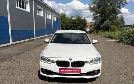BMW 3 серия, 2018 год, 2 700 000 рублей, 1 фотография