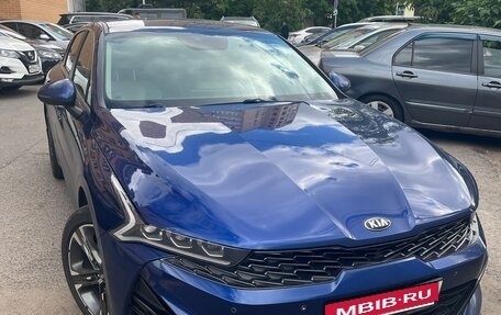KIA K5, 2021 год, 2 320 000 рублей, 1 фотография