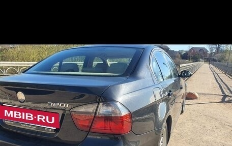 BMW 3 серия, 2006 год, 800 000 рублей, 6 фотография