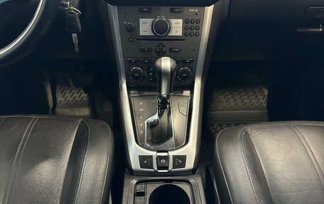 Opel Antara I, 2013 год, 998 000 рублей, 13 фотография