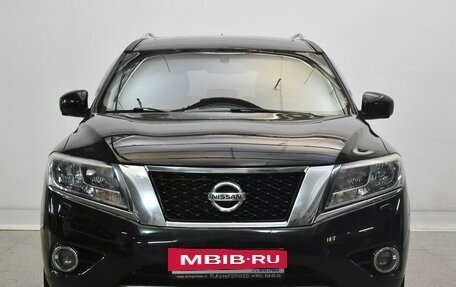 Nissan Pathfinder, 2016 год, 2 000 000 рублей, 2 фотография