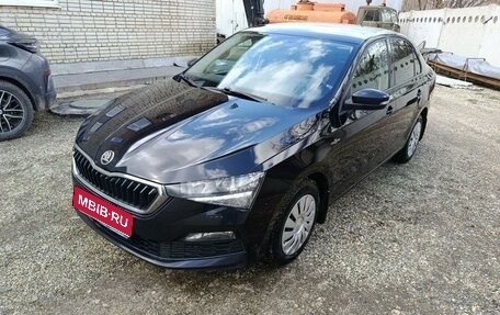 Skoda Rapid II, 2021 год, 1 670 000 рублей, 1 фотография