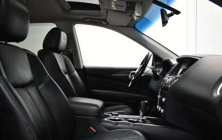 Nissan Pathfinder, 2016 год, 2 000 000 рублей, 20 фотография