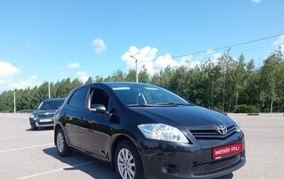 Toyota Auris II, 2010 год, 700 000 рублей, 1 фотография