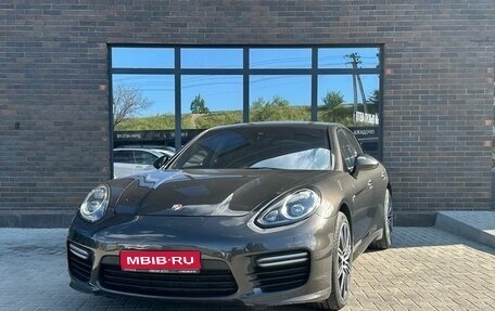 Porsche Panamera II рестайлинг, 2015 год, 3 499 000 рублей, 1 фотография