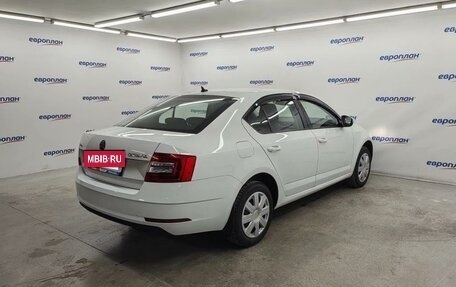 Skoda Octavia, 2020 год, 1 990 000 рублей, 3 фотография
