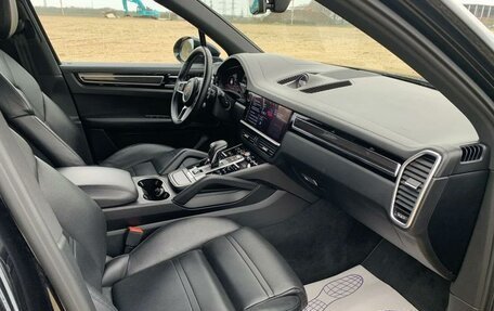 Porsche Cayenne III, 2020 год, 9 470 000 рублей, 8 фотография