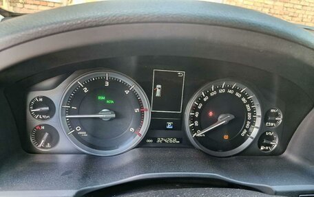 Toyota Land Cruiser 200, 2017 год, 5 508 000 рублей, 7 фотография