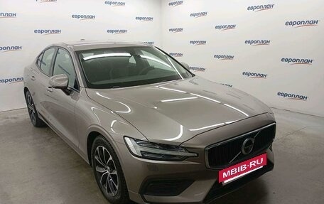 Volvo S60 III, 2020 год, 3 143 000 рублей, 2 фотография