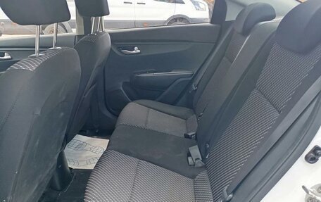 KIA Rio IV, 2018 год, 1 177 000 рублей, 9 фотография