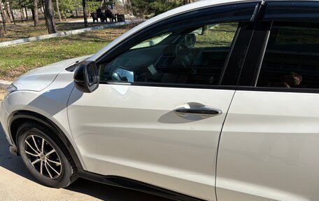Honda Vezel, 2016 год, 1 300 000 рублей, 10 фотография