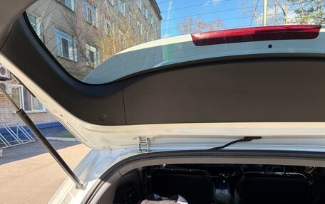 Honda Vezel, 2016 год, 1 300 000 рублей, 19 фотография
