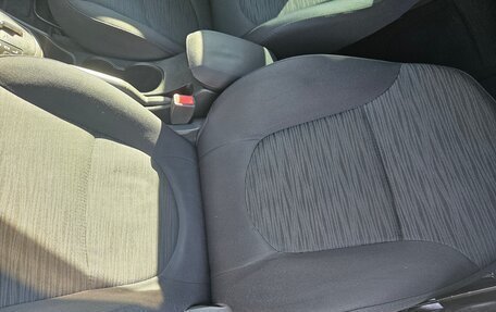 Hyundai Solaris II рестайлинг, 2015 год, 845 000 рублей, 14 фотография