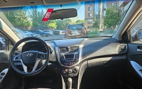 Hyundai Solaris II рестайлинг, 2015 год, 845 000 рублей, 19 фотография