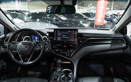 Toyota Camry, 2021 год, 3 499 700 рублей, 15 фотография
