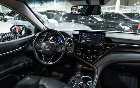 Toyota Camry, 2021 год, 3 499 700 рублей, 16 фотография