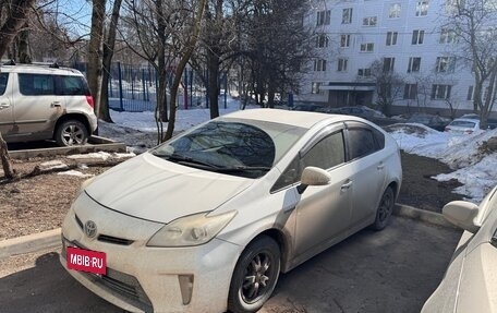 Toyota Prius, 2012 год, 800 000 рублей, 8 фотография