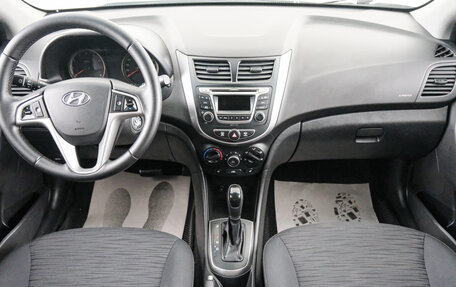 Hyundai Solaris II рестайлинг, 2015 год, 999 000 рублей, 11 фотография