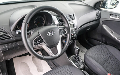 Hyundai Solaris II рестайлинг, 2015 год, 999 000 рублей, 9 фотография