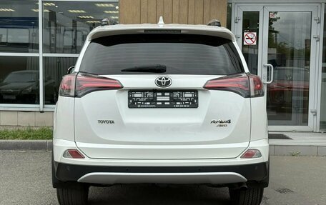 Toyota RAV4, 2015 год, 2 080 000 рублей, 5 фотография