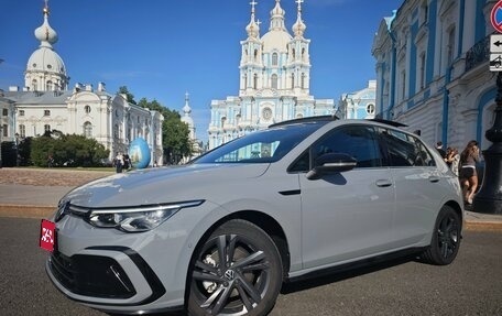 Volkswagen Golf VIII, 2023 год, 2 300 000 рублей, 1 фотография