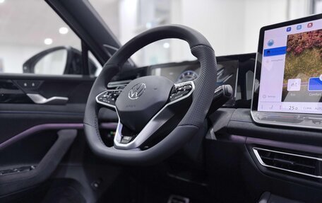 Volkswagen Tiguan II, 2026 год, 4 990 000 рублей, 12 фотография