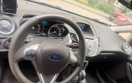 Ford Fiesta, 2016 год, 730 000 рублей, 6 фотография