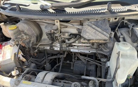 Nissan Serena I, 1997 год, 255 000 рублей, 6 фотография