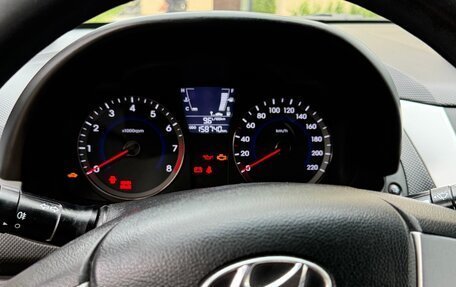 Hyundai Solaris II рестайлинг, 2011 год, 640 000 рублей, 8 фотография