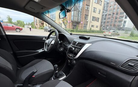 Hyundai Solaris II рестайлинг, 2011 год, 640 000 рублей, 6 фотография