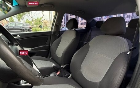 Hyundai Solaris II рестайлинг, 2011 год, 640 000 рублей, 7 фотография